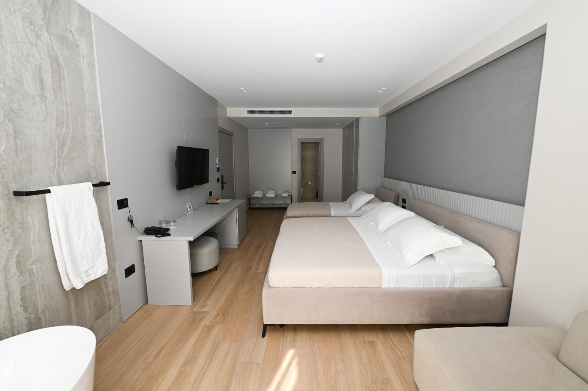 La Onda Hotel Durres Exterior photo